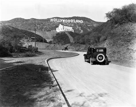 The iconic Hollywood sign in old photographs, 1924-1980 - Rare Historical Photos