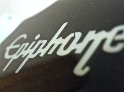 Epiphone Logo | Print of the Epiphone logo on a classic SG h… | Flickr