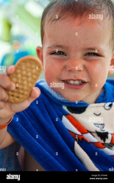 Cookie drawing hi-res stock photography and images - Alamy