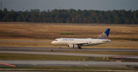 George Bush Intercontinental airport in Houston (Texas) and nearby ...