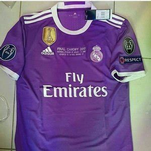 Gambar Kumpulan Foto Wallpaper Baju Seragam Kostum Tim Real Madrid ...