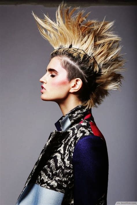 10 Unique Punk Hairstyles For Girls In 2018 | Rock hairstyles, Short punk hair, Short spiky ...