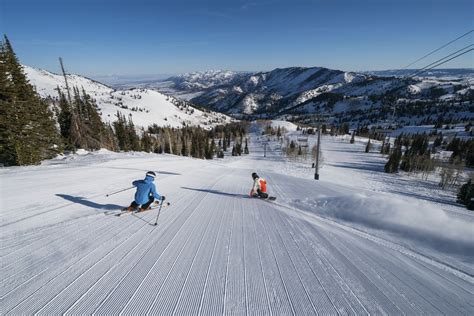 Utah Ski Resorts [23/24 Season Updates] | Visit Utah