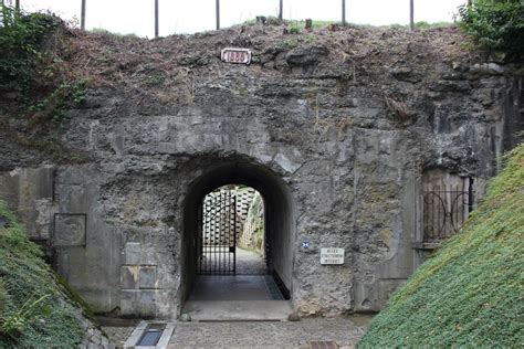Fortified Position Liège - Fort de Loncin - Nécropole Nationale - Loncin (Ans) - TracesOfWar.com
