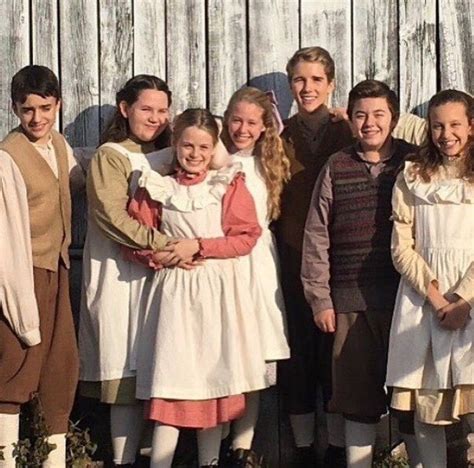 Anne with an E cast, behind the scenes | Personagem, Anne de green gables, Cinema tv