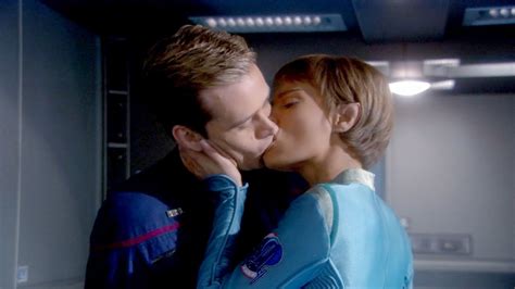 Trip and T'pol flirt in a corridor - YouTube