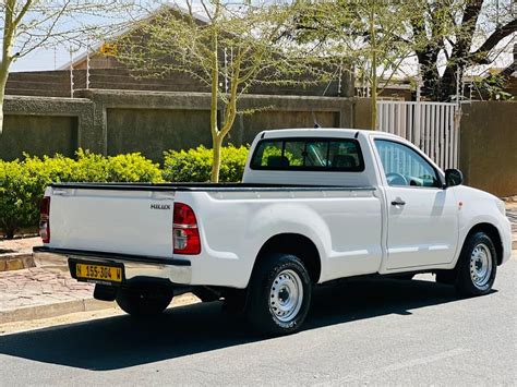 Toyota VVTI 2x4 bakkie for sale in Namibia|Clean Bakkies Namibia