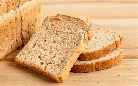 Simple Yeast Bread Loaf - Grains and Grit