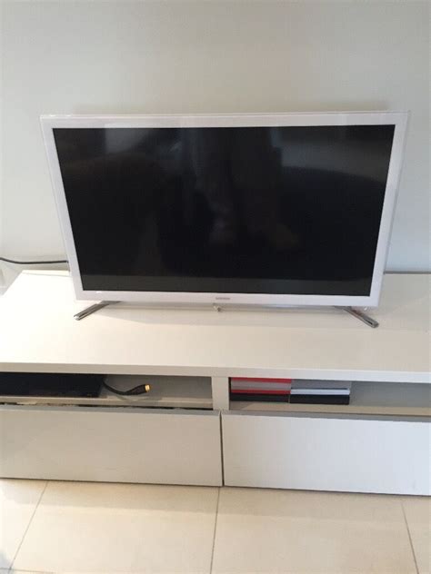 SAMSUNG White LED Smart TV | in West End, London | Gumtree