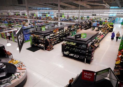 Inside Asda Bearsden © Richard Sutcliffe :: Geograph Britain and Ireland