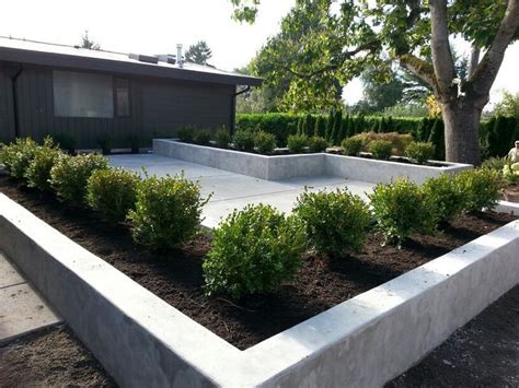 Modern Concrete Patio | Concrete patio and planters: Modern Gardens, Modern Concrete, Gardens ...