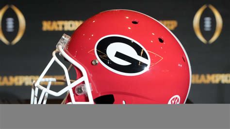 Former Georgia football staffer sues UGA, Jalen Carter over fatal car ...