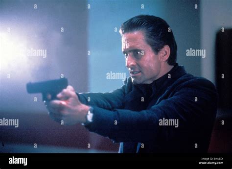 BASIC INSTINCT (1992) MICHAEL DOUGLAS BSI 074 Stock Photo - Alamy