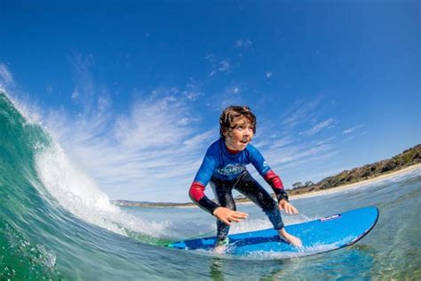 kids surf classes - Surf & Sun