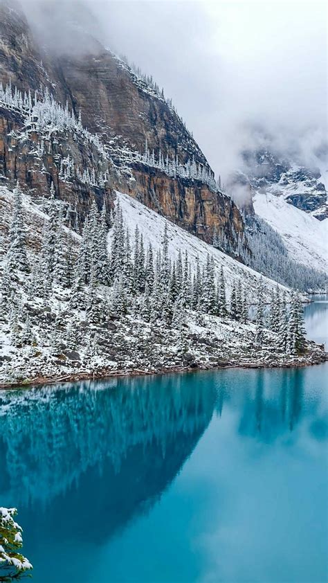 Moraine Lake in winter wallpaper - backiee