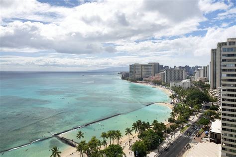 Honolulu, Hawaii Resort for Families | Waikiki Beach Marriott Resort & Spa