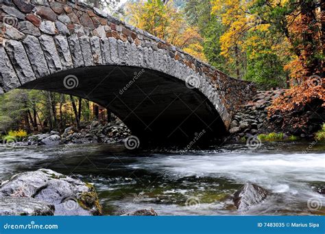 Bridge in Yosemite Valley stock image. Image of current - 7483035