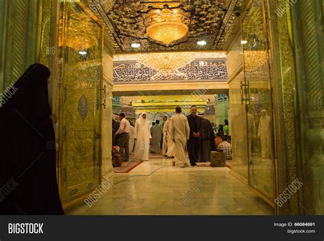 Shrine Imam Hussein Image & Photo (Free Trial) | Bigstock