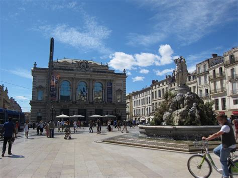 A quick guide to the Place de la Comédie, Montpellier - The South Of France