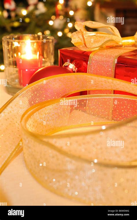 Gold present hi-res stock photography and images - Alamy