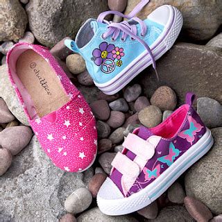 Kid's Shoes for $7.99 - $8.99 (Reg $25 - $30) Exp 8/16 at 6 am PDT ...