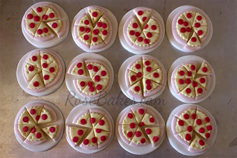 Pizza Cupcake Toppers RoseBakes.com - Rose Bakes