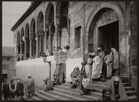 Historic B&W photos of Tunis, Tunisia, late 19th Century | MONOVISIONS