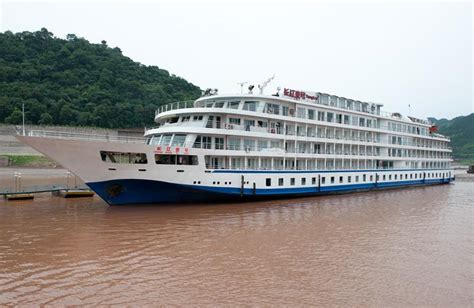 Yangtze 1 Cruise Ship, Yangtze River Cruises, Three Gorges, Yangtze ...