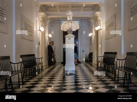 Vermont State Capitol Building Stock Photos & Vermont State Capitol Building Stock Images - Alamy