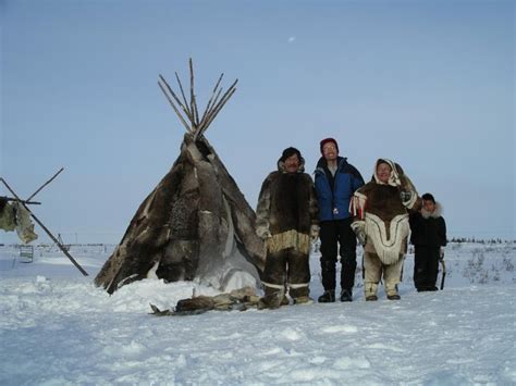 World Architecture Review Earth Issue 2010: Inuit People