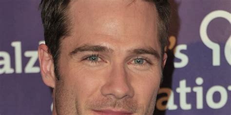 Luke Macfarlane bio, height, weight, net worth, salary, nationality ...