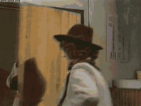 Emergency Exit (click to see .gif) | Funny pictures, Amazing gifs, Cool gifs