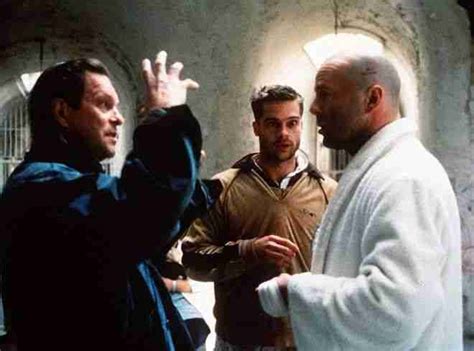 Behind The Scenes: Terry Gilliam Directs Bruce Willis & Brad Pitt On ...