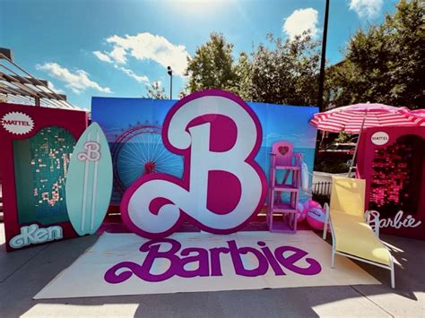 Woodlands movie theater has 'Barbie' photo opportunity for release