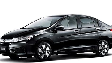 2015 Honda Grace hybrid introduced in Japan