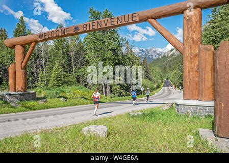 Entrance gate to Banff national park in Alberta, Canada Stock Photo: 32569627 - Alamy
