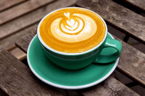 How Much Caffeine In A Latte | Caffeine Empire