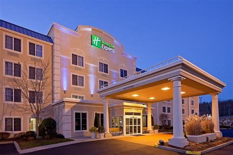 HOLIDAY INN EXPRESS MILFORD $127 ($̶1̶5̶1̶) - Updated 2021 Prices ...