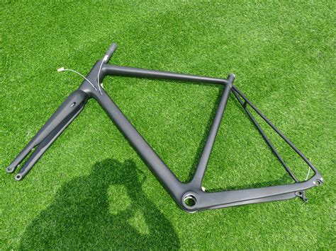 Full Carbon Toray Matt Cyclocross Bike Disc Brake BSA Frame 12 * 142mm Thru Axle & Fork 15 ...