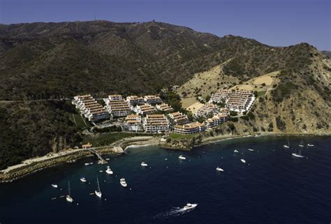 Hamilton Cove on Catalina Island in Avalon, CA - California Beaches