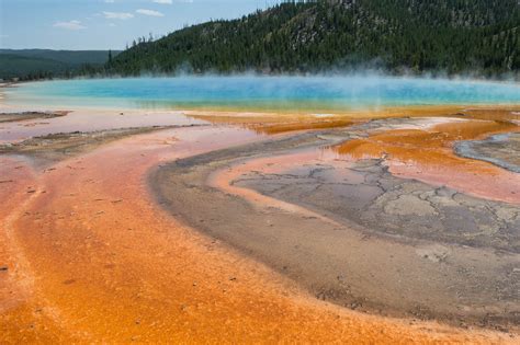 Midway Geyser Basin Trail | Natural Atlas