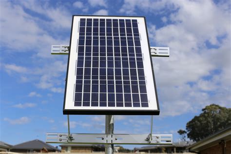 Universal pole mount for solar panels 5W-140W