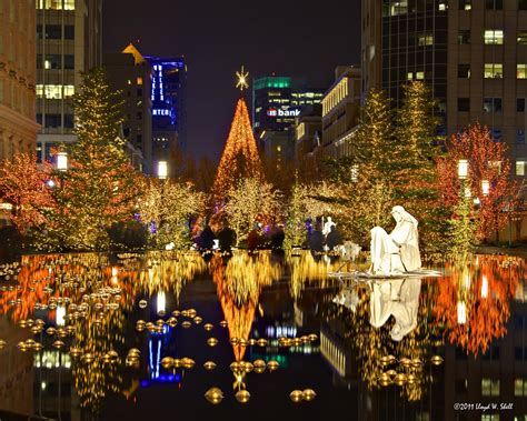 Some Dude With a Camera: Temple Square Christmas Lights 2011