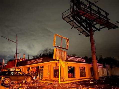 Deadly tornadoes cause damage across Middle Tennessee | WKMS