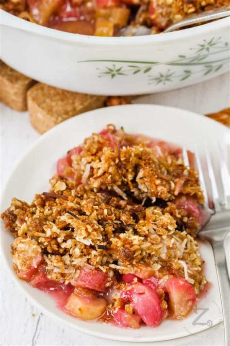 Rhubarb Crisp (Oatmeal Crumble!) - Our Zesty Life