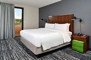 Four Points by Sheraton Omaha Midtown – Campus Travel Management