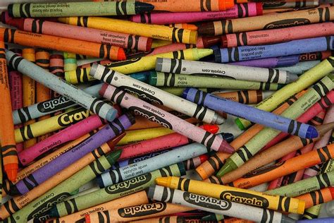 kindergarten memories | Crayon, Crayola, 300 pieces jigsaw puzzle