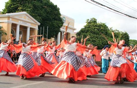 : BINATBATAN FESTIVAL 2013 — Tawid News Magazine