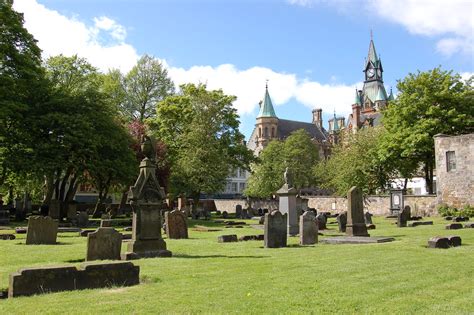 Dunfermline abbey graveyard | John | Flickr