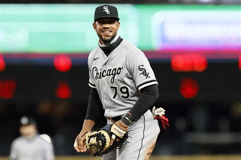 Is Jose Abreu Overrated? (3 Reasons Why He Is Not)